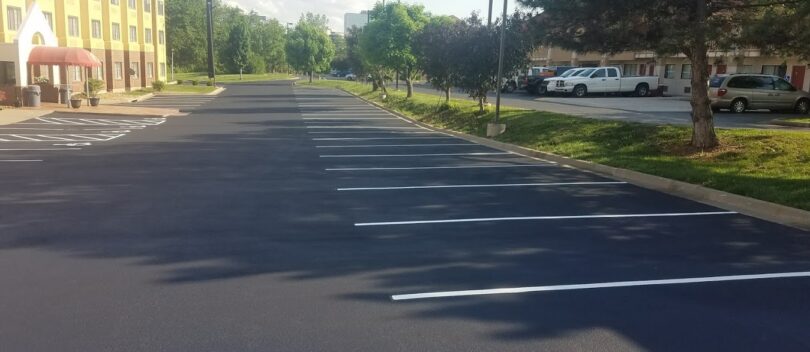 How Does Parking Lot Striping Improve Traffic Flow?